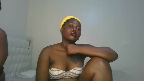 melanie online show from December 2025 07:53:02 PM