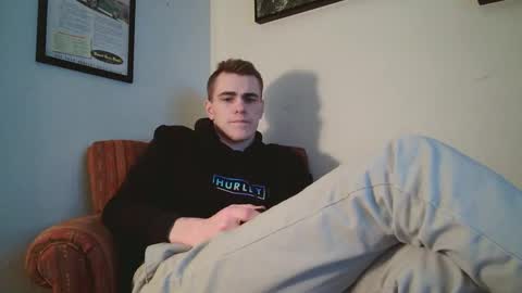 Snapshot of finnabun33 chatting on January 2025 02:35:02 AM Jake I am Bicurious online show from January 2025 02:35:02 AM