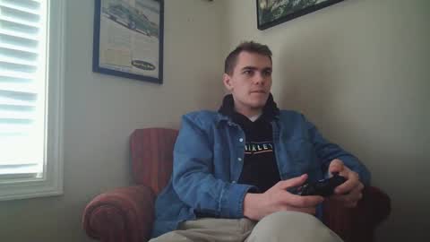 Snapshot of finnabun33 chatting on January 2025 09:07:01 PM Jake I am Bicurious online show from January 2025 09:07:01 PM