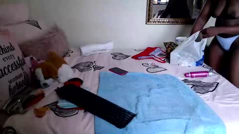 fitblair66_ online show from January 2025 01:08:01 PM