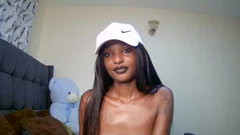 Snapshot of flirtyy_sheery chatting on December 2024 12:49:01 PM sheery online show from December 2024 12:49:01 PM