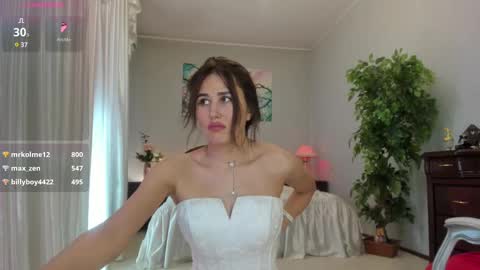 Nicole online show from March 2025 08:20:02 AM