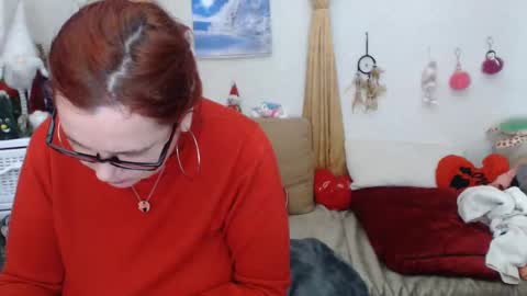 Snapshot of foxydesiree chatting on January 2025 02:19:01 PM foxydesiree online show from January 2025 02:19:01 PM