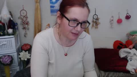 Snapshot of foxydesiree chatting on January 2025 09:18:01 PM foxydesiree online show from January 2025 09:18:01 PM