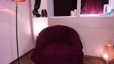 Snapshot of francesyorks chatting on November 2025 04:33:02 AM Frances York online show from November 2025 04:33:02 AM