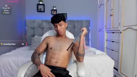 Snapshot of frank98_ chatting on September 2025 02:11:02 AM frank98_ online show from September 2025 02:11:02 AM