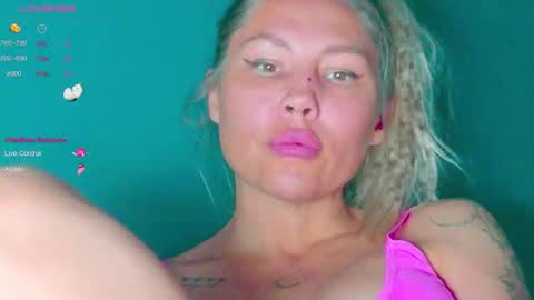 Franky online show from September 2025 04:17:01 PM