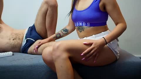 frecklesandjames online show from December 2024 06:53:02 AM