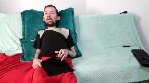 Snapshot of frenchroulette chatting on November 2025 10:52:01 PM Thomas y Sophia online show from November 2025 10:52:01 PM