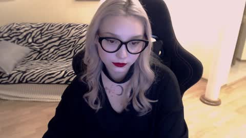 Lilith online show from December 2024 10:46:02 AM