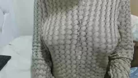 Snapshot of fruity28 chatting on October 2025 08:18:01 AM fruity28 online show from October 2025 08:18:01 AM