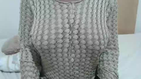 Snapshot of fruity28 chatting on December 2025 04:25:01 PM fruity28 online show from December 2025 04:25:01 PM