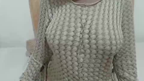 Snapshot of fruity28 chatting on December 2025 04:29:01 AM fruity28 online show from December 2025 04:29:01 AM