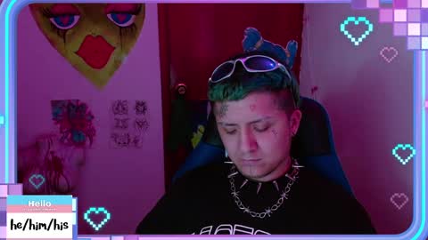 Snapshot of ftmbiggestclit chatting on January 2025 05:17:01 PM Kevin online show from January 2025 05:17:01 PM