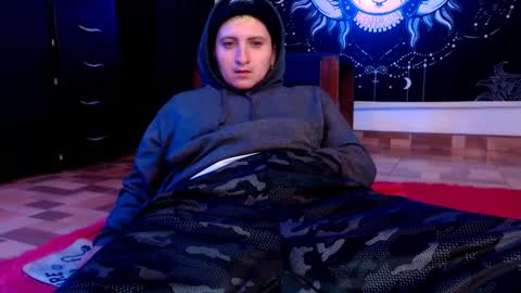          HEHIM  online show from January 2025 04:00:01 AM