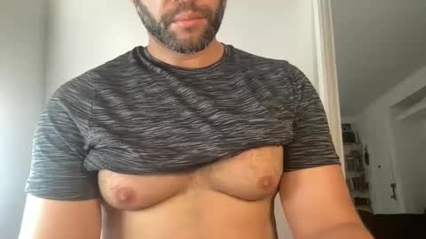 Muscle Bear Jock in Training online show from September 2025 02:20:01 PM