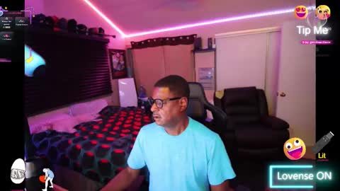 Snapshot of fyrecontrol chatting on November 2025 03:45:01 AM seldom seen online show from November 2025 03:45:01 AM