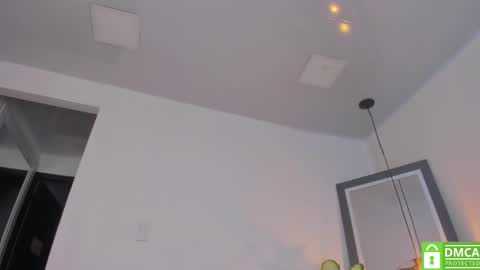 Carolina online show from October 2025 12:03:01 PM