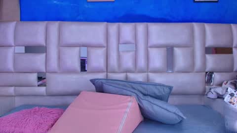 gabriela online show from December 2024 07:23:01 PM