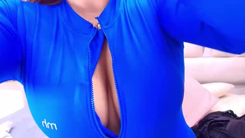 gabriela online show from February 2025 07:16:01 PM