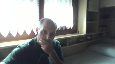 Gabriele online show from September 2025 01:58:02 PM