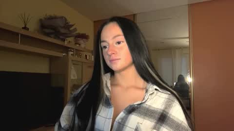 Stasy online show from November 2025 02:17:01 PM