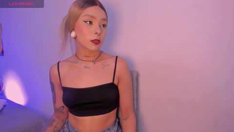 Snapshot of gemarodriguez_ chatting on November 2025 04:14:02 AM Gemma online show from November 2025 04:14:02 AM