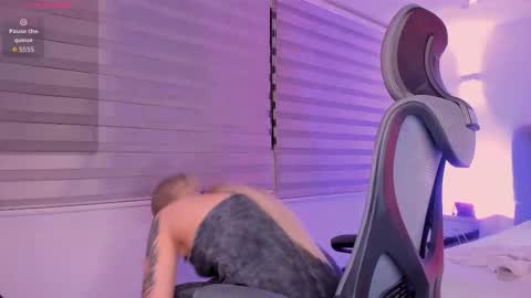 Snapshot of gemarodriguez_ chatting on November 2025 04:18:01 AM Gemma online show from November 2025 04:18:01 AM