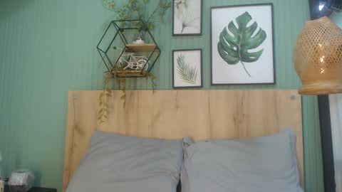 Snapshot of geo_jonnes25 chatting on November 2025 10:17:02 AM Geo J online show from November 2025 10:17:02 AM