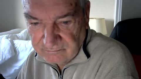 Snapshot of gh1952ma chatting on December 2024 08:26:02 AM Gisse online show from December 2024 08:26:02 AM