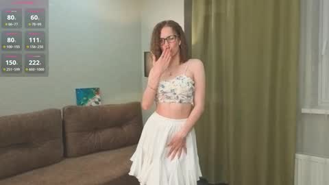 Snapshot of gillianshean chatting on October 2025 12:50:01 PM Anna online show from October 2025 12:50:01 PM