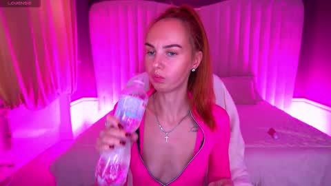 Snapshot of gingergazee chatting on November 2025 07:41:02 AM GinegerGazee online show from November 2025 07:41:02 AM