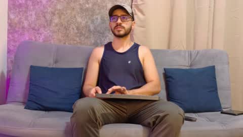 Gio online show from September 2025 07:05:01 PM