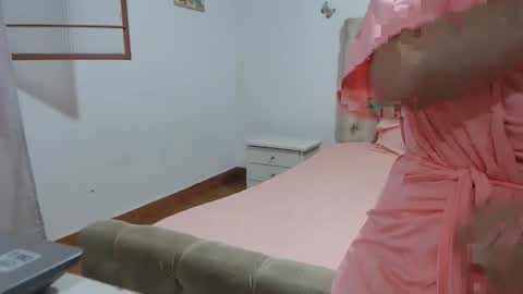 Victoria online show from November 2025 11:32:01 AM