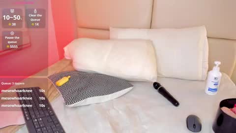 Gloomy Sweetness online show from February 2025 05:16:01 AM