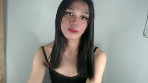 Lily is Gold online show from February 2025 07:37:02 AM