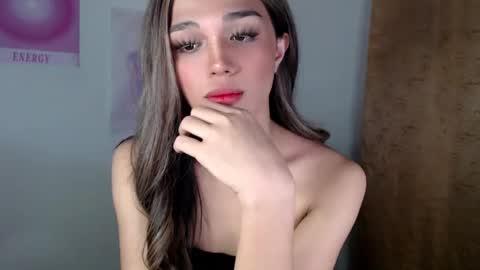 Lily is Gold online show from March 2025 02:39:02 AM
