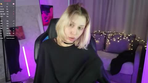 Snapshot of goth__tv chatting on October 2025 08:57:02 AM Violeta online show from October 2025 08:57:02 AM