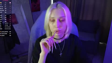 Snapshot of goth__tv chatting on November 2025 09:42:02 AM Violeta online show from November 2025 09:42:02 AM