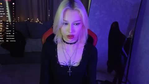 Snapshot of goth__tv chatting on December 2025 09:58:02 AM Violeta online show from December 2025 09:58:02 AM