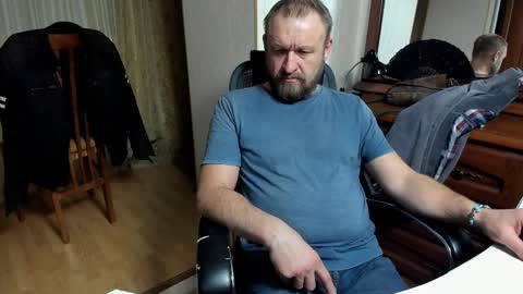 Snapshot of grandor_m chatting on March 2025 06:34:01 PM Anthony online show from March 2025 06:34:01 PM