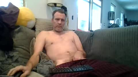 Snapshot of graylonewolf chatting on November 2025 02:08:01 PM Gray lone wolf online show from November 2025 02:08:01 PM