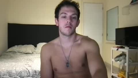 guapogringo03 online show from September 2025 09:36:01 PM
