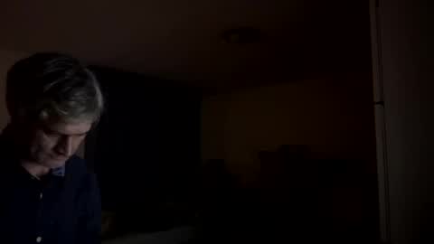 guardiannif_ online show from February 2025 08:10:01 PM