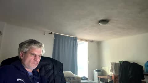 guardiannif_ online show from February 2025 07:10:01 AM