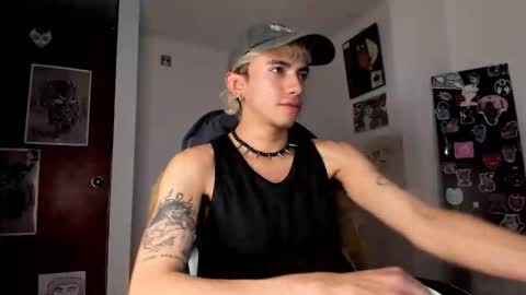 guynextdoor__ online show from September 2025 09:42:01 PM