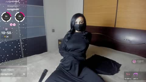 Linda online show from December 2024 02:42:02 PM