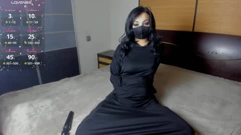 Linda online show from December 2024 11:33:02 AM
