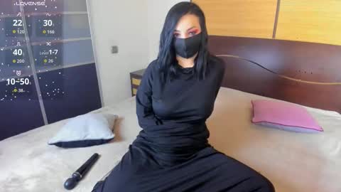 Linda online show from September 2025 03:16:02 AM