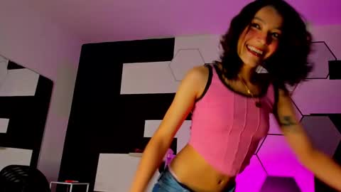 haileycat_ online show from December 2024 10:02:02 PM
